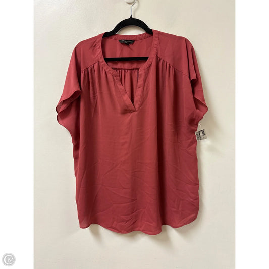Top Short Sleeve By Banana Republic In Pink, Size: Xl