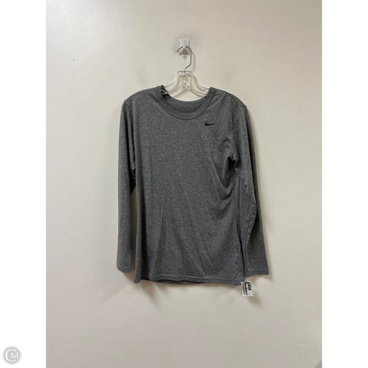 Athletic Top Long Sleeve Crewneck By Nike In Grey, Size: M
