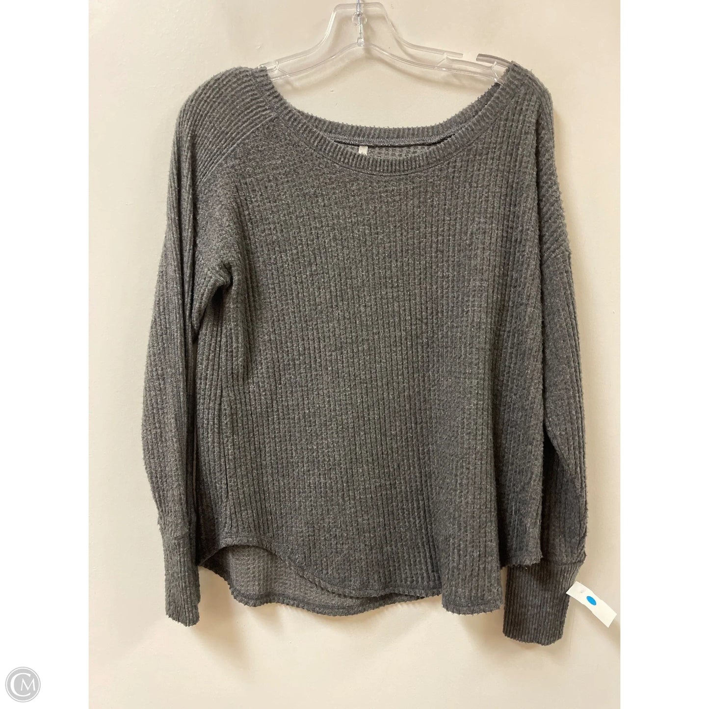 Top Long Sleeve By Mudd In Grey, Size: S