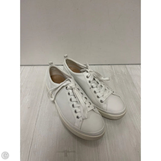 Shoes Flats By Vionic In White, Size: 9