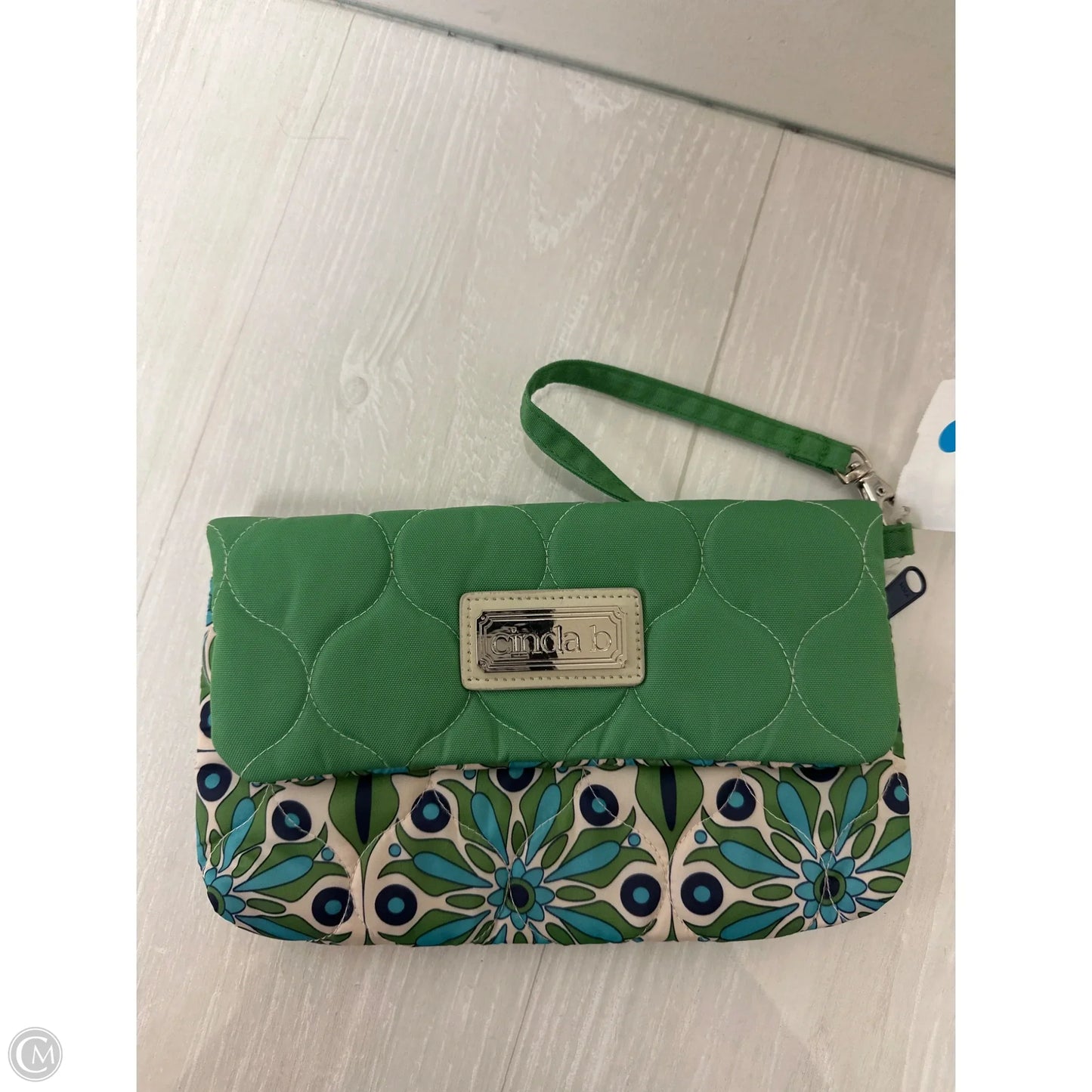 Wristlet By Clothes Mentor, Size: Medium