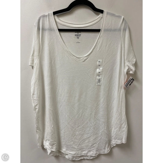 Top Short Sleeve By So In White, Size: Xl