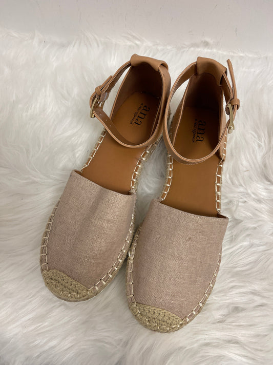 Cream Sandals Flats Ana, Size 8