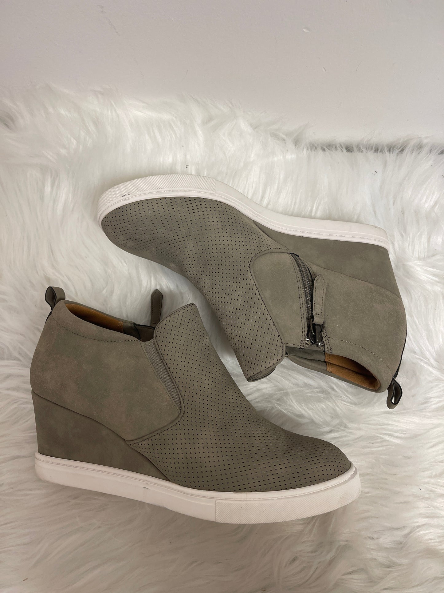 Cream Shoes Heels Platform Clothes Mentor, Size 8.5