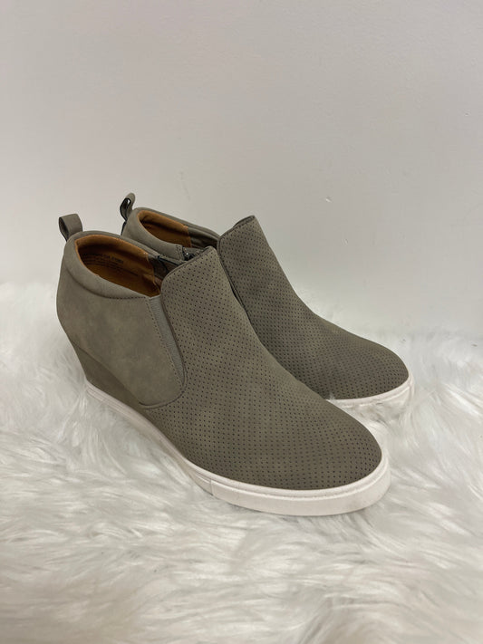 Cream Shoes Heels Platform Clothes Mentor, Size 8.5