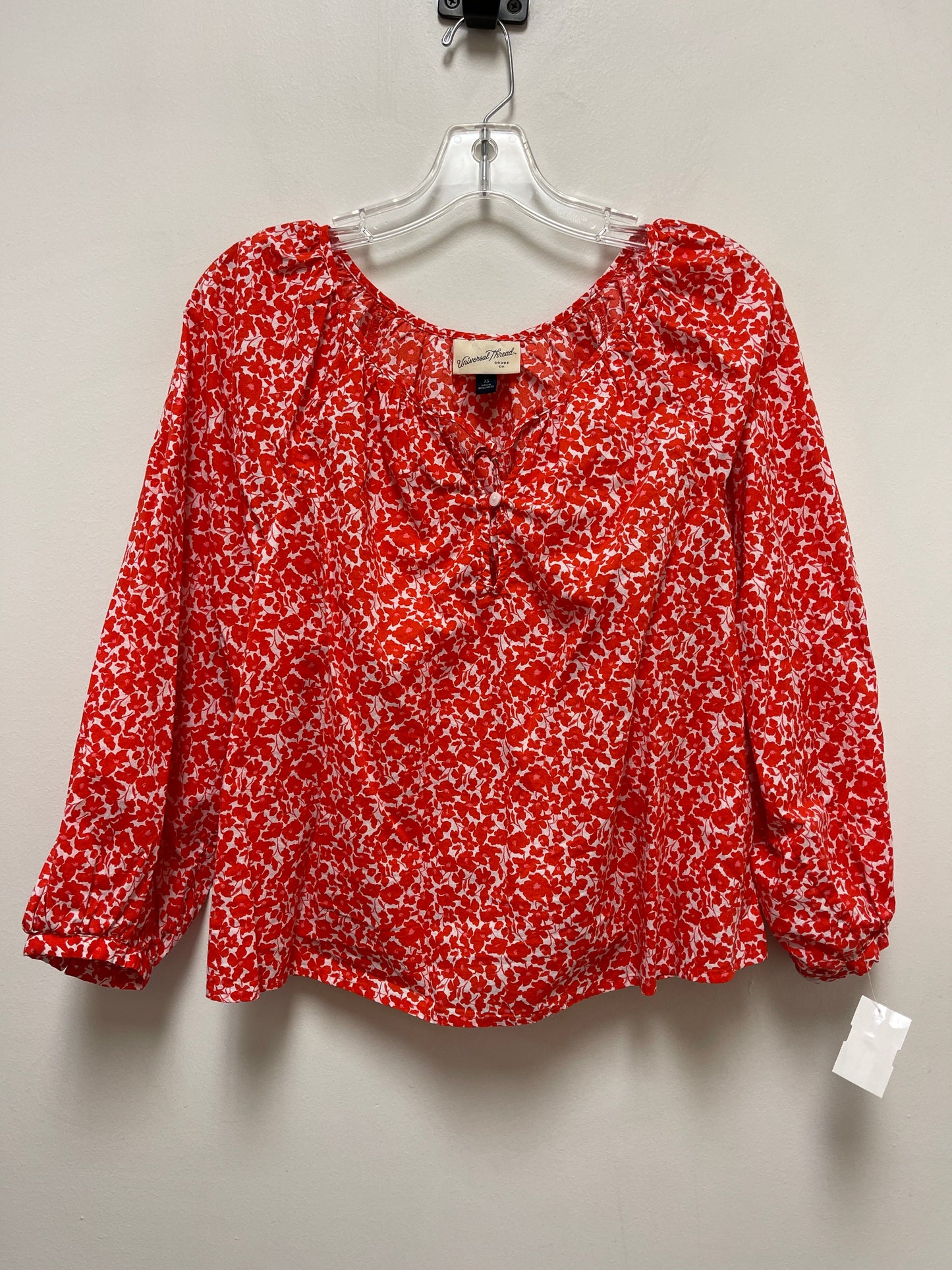 Red Top Long Sleeve Universal Thread, Size Xs