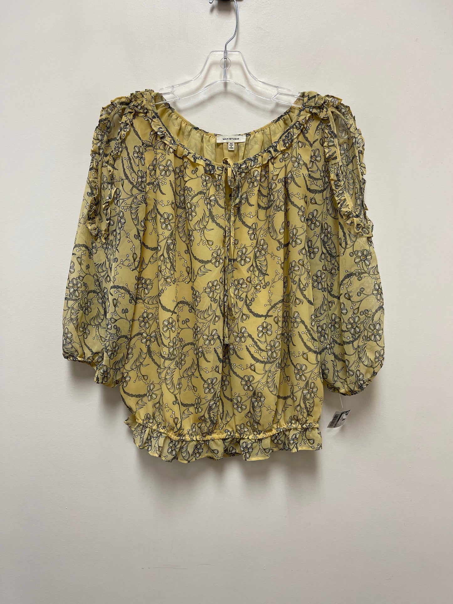 Top Long Sleeve By Max Studio In Yellow, Size: M