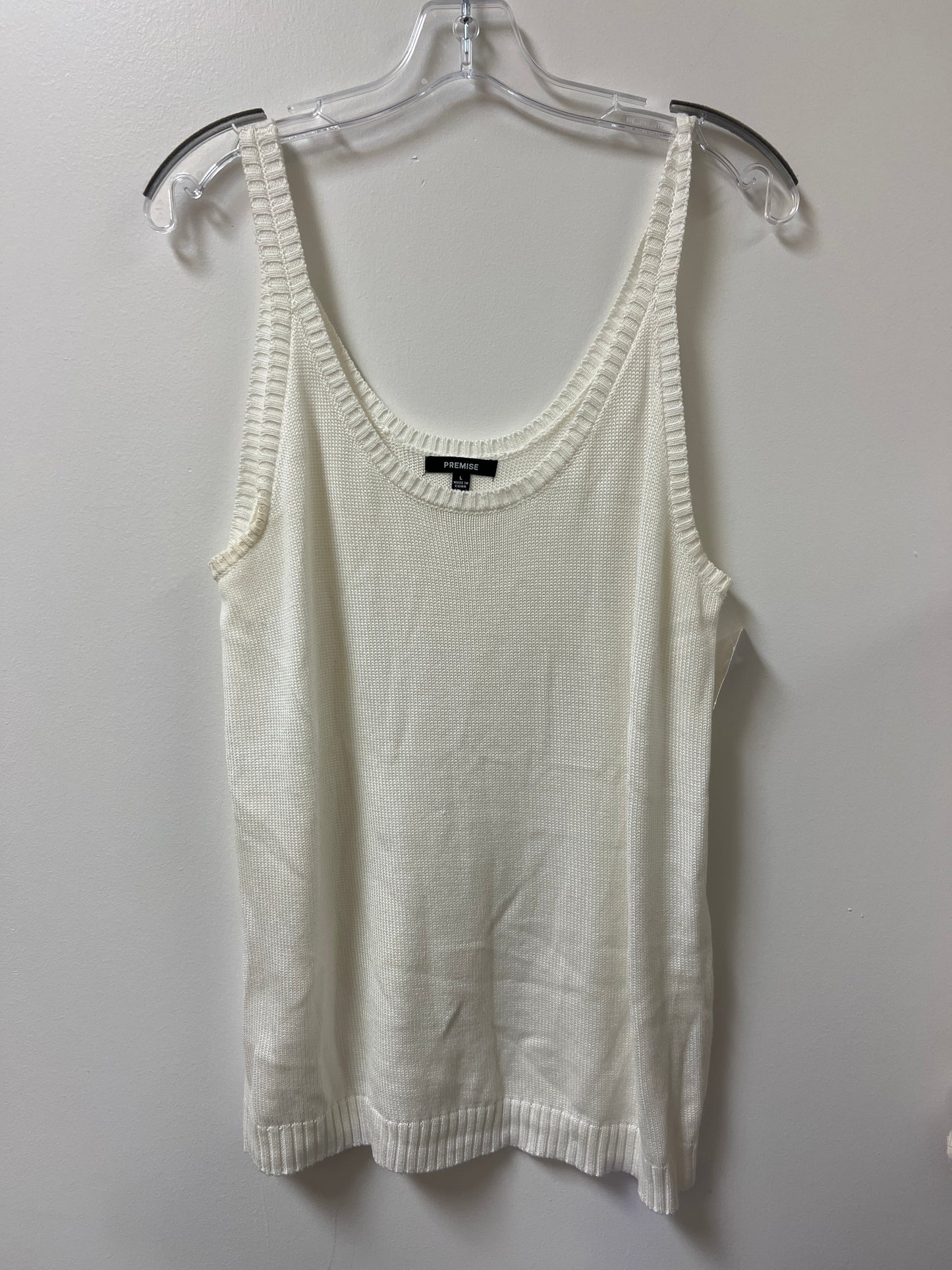 Top Sleeveless By Premise In White, Size: L