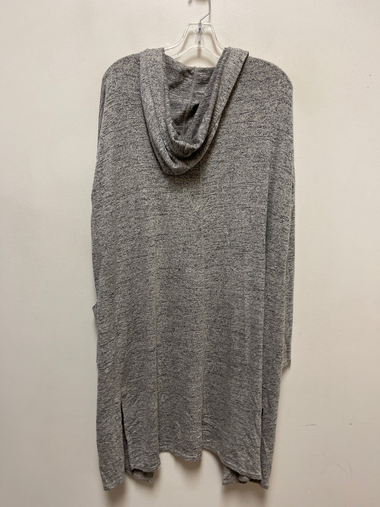 Cardigan By Clothes Mentor In Grey, Size: L