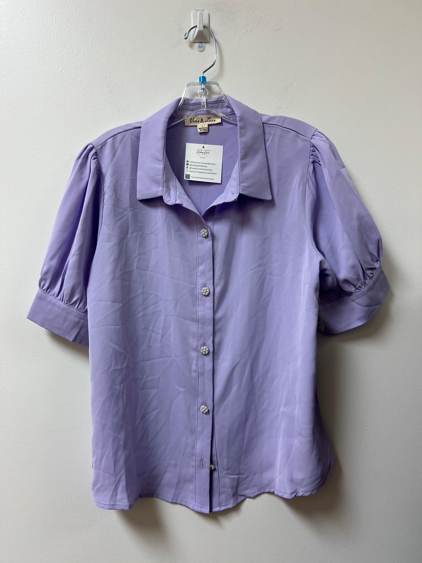 Blouse Short Sleeve By Clothes Mentor In Purple, Size: L