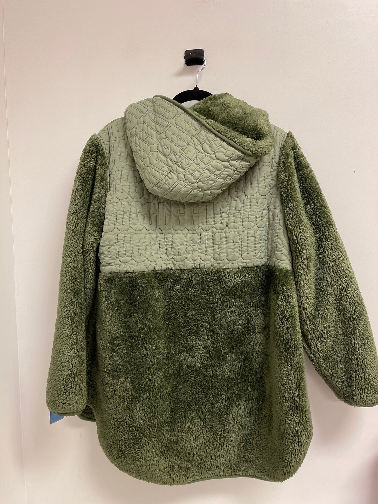 Sweater By Ugg In Green, Size: M