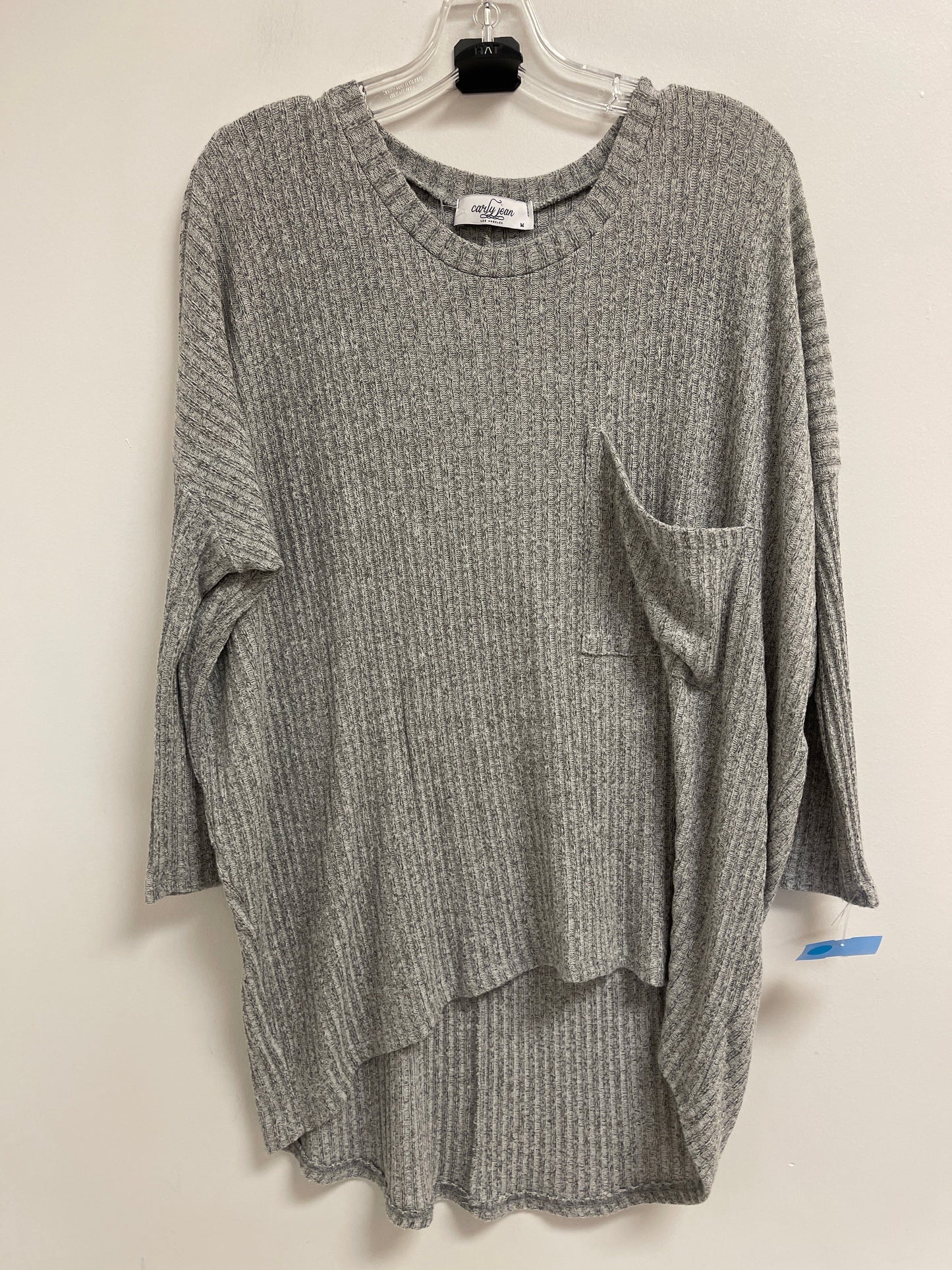 Top Short Sleeve By Clothes Mentor In Grey, Size: M