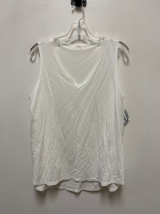 Top Sleeveless By Tres Bien In White, Size: M