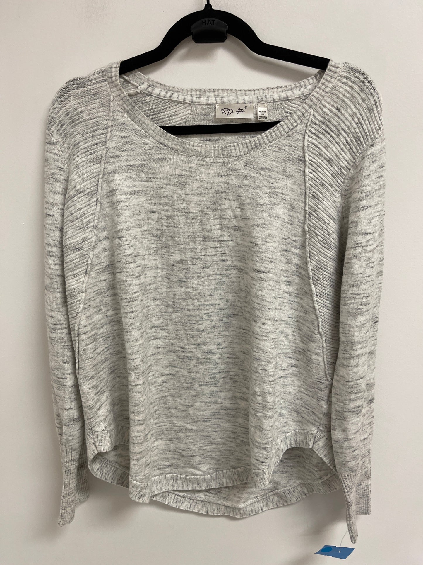 Sweater By Rd Style In Grey, Size: Xl