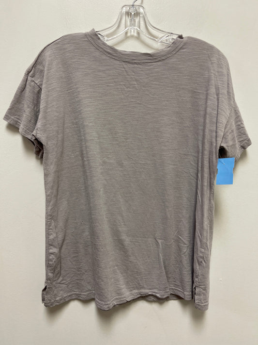 Top Short Sleeve By Maurices In Grey, Size: L