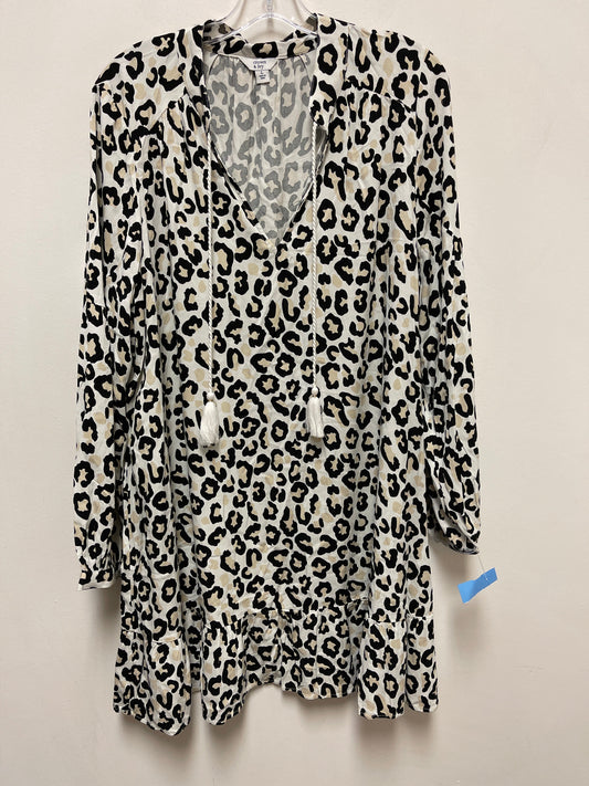 Tunic Long Sleeve By Crown And Ivy In Animal Print, Size: L