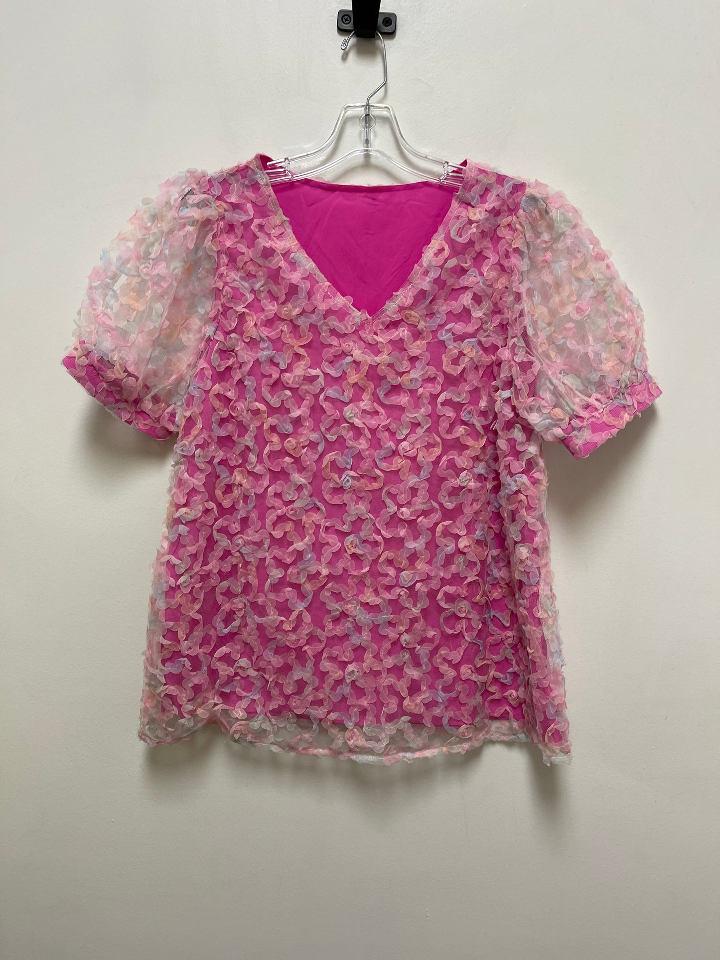 Pink Top Short Sleeve Clothes Mentor, Size M