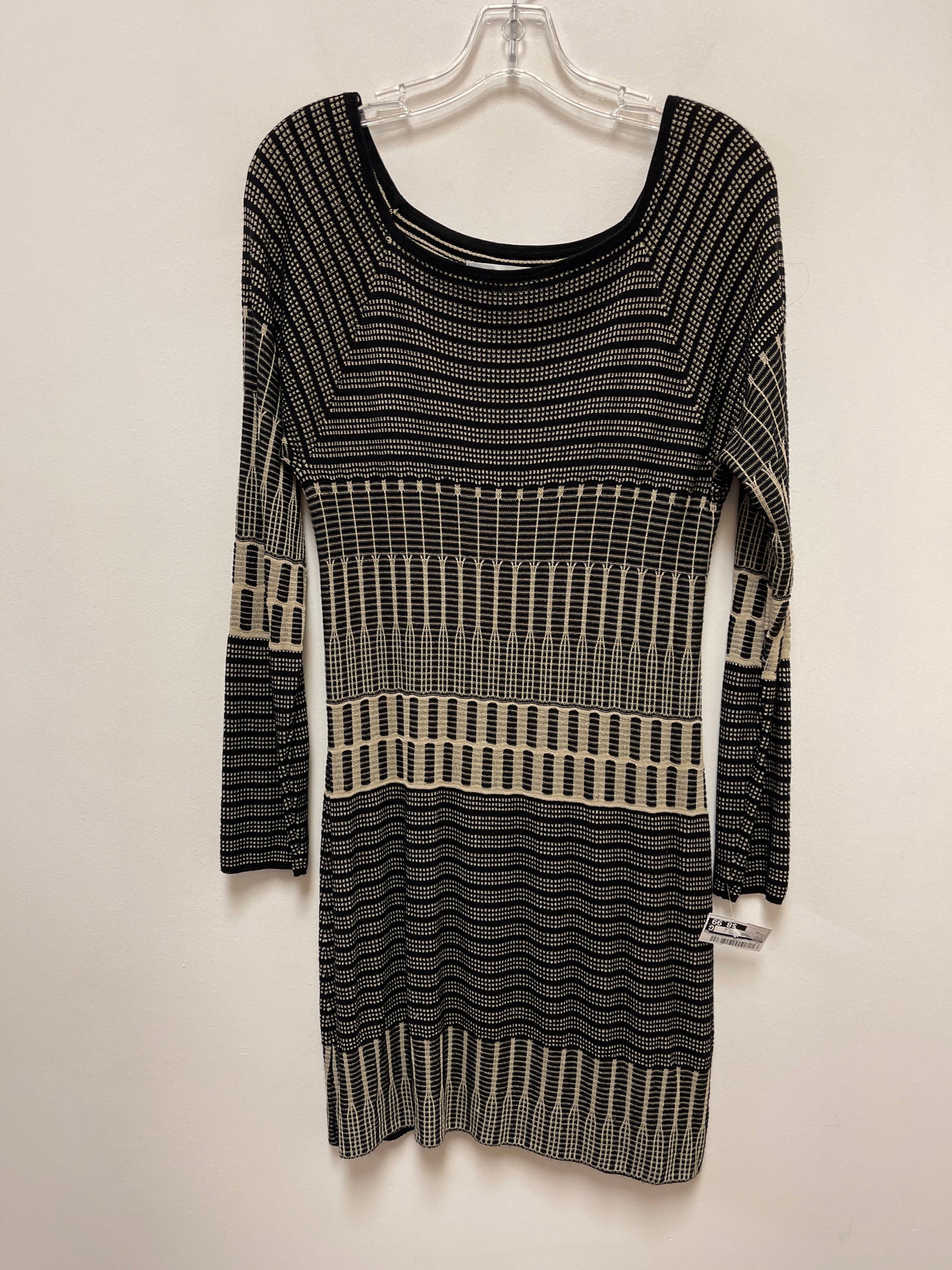 Black & Cream Dress Casual Short Ipsy, Size Xl