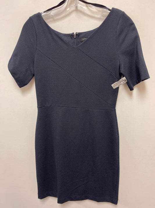 Dress Casual Short By Banana Republic In Navy, Size: S