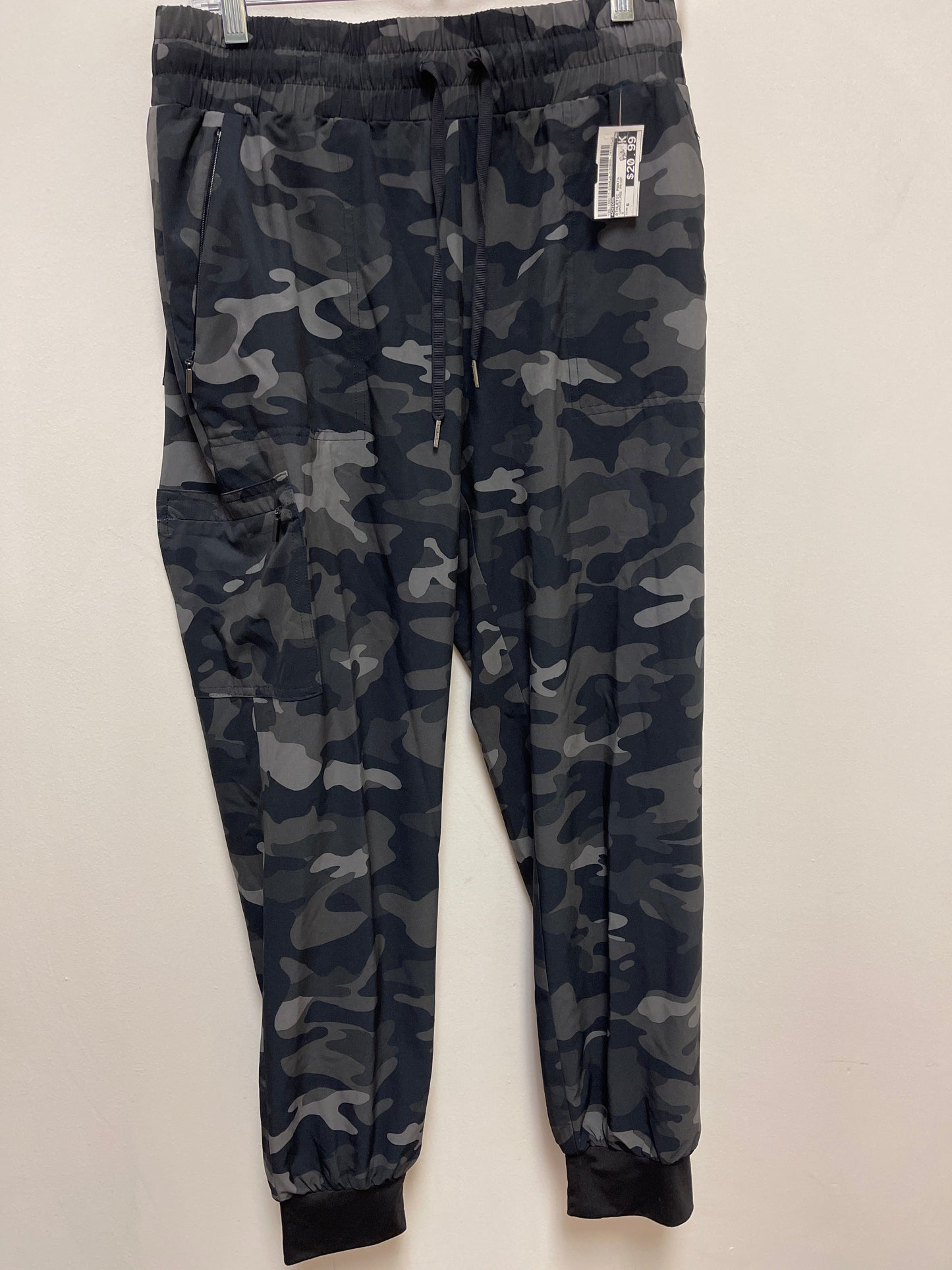 Athletic Pants By Chicos In Camouflage Print, Size: 6