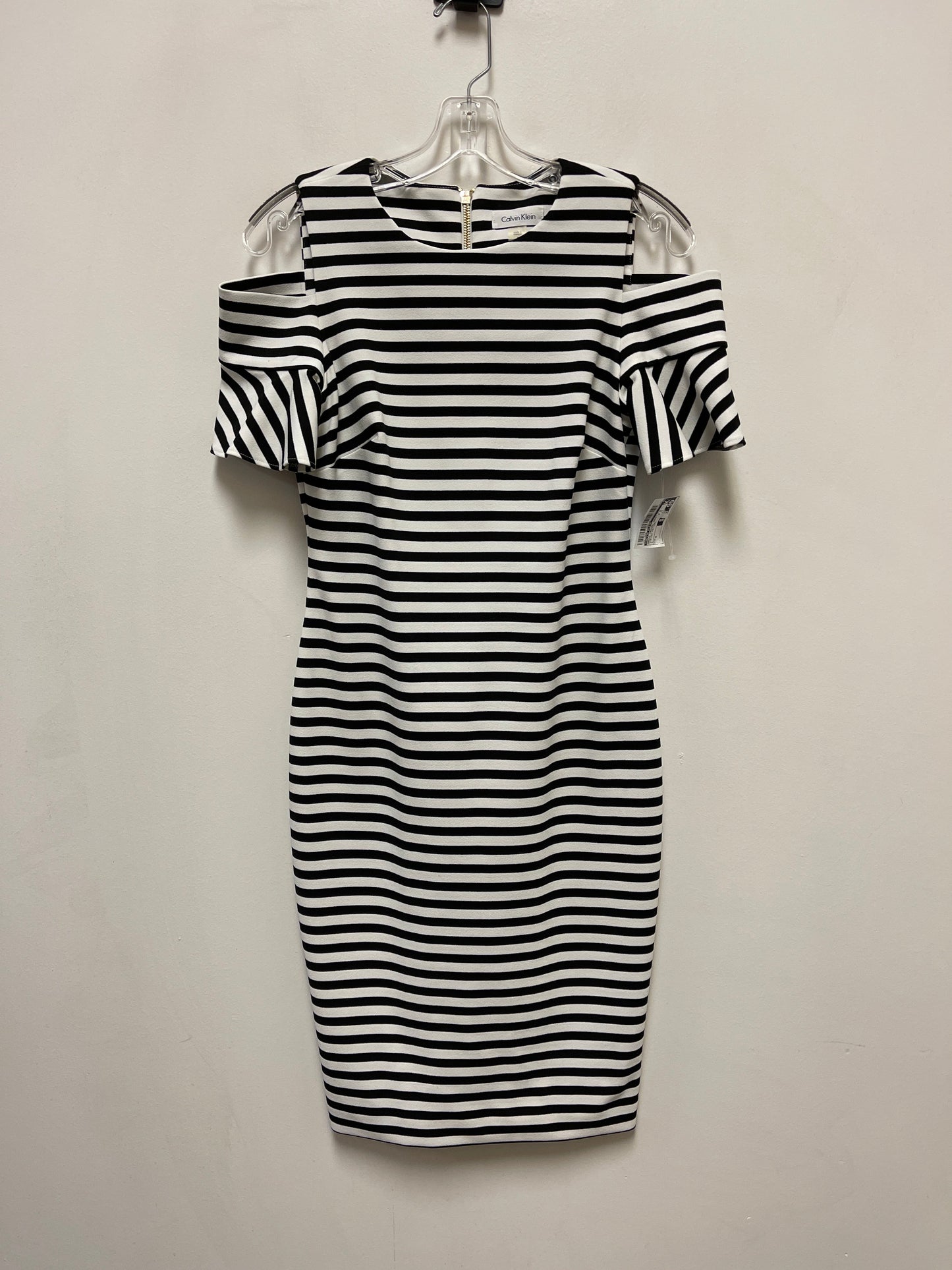 Dress Casual Short By Calvin Klein In Striped Pattern, Size: S