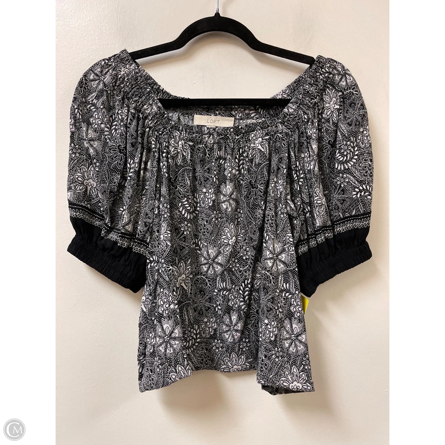 Top Short Sleeve By Loft In Black, Size: Xs