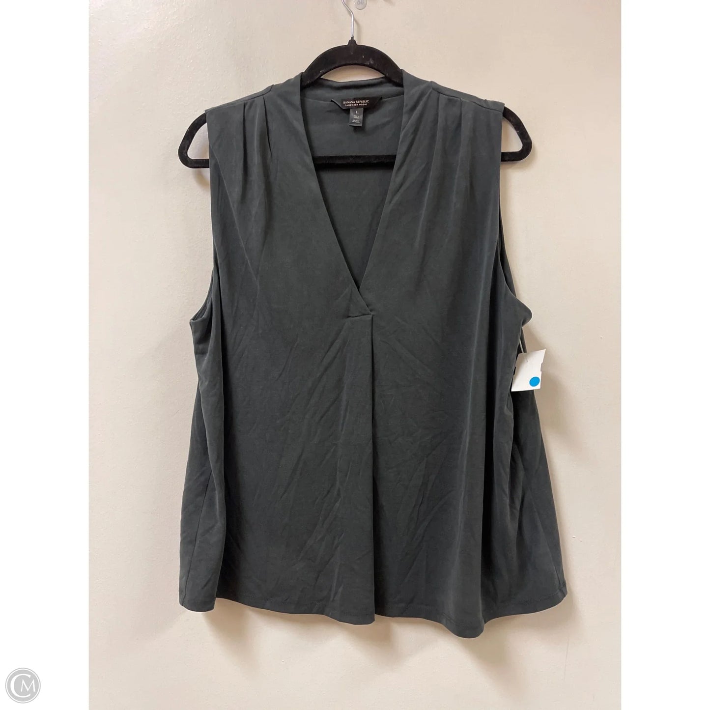 Top Sleeveless By Banana Republic In Grey, Size: L