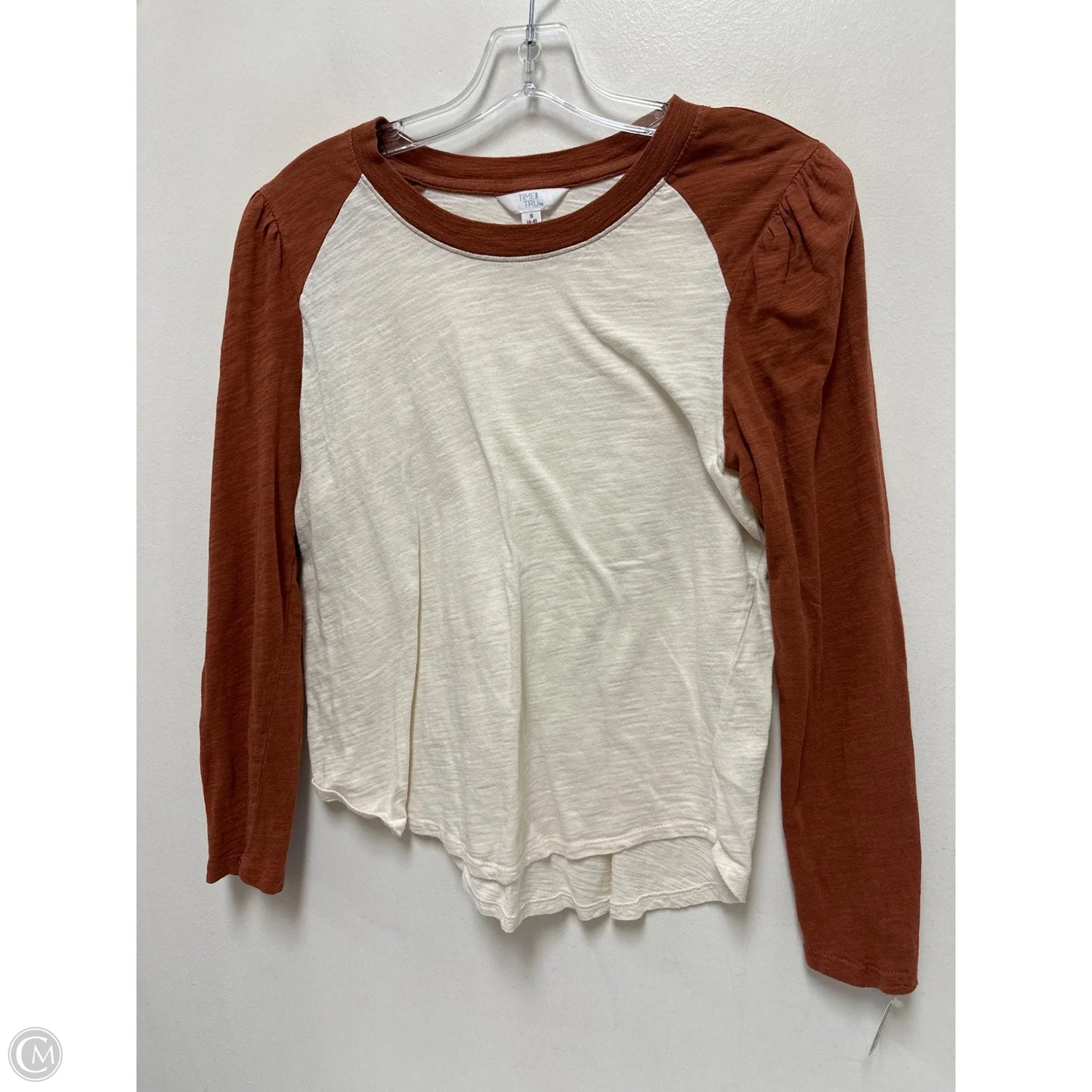Top Long Sleeve By Time And Tru In Cream, Size: S