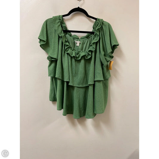 Top Short Sleeve By Versona In Green, Size: 1x