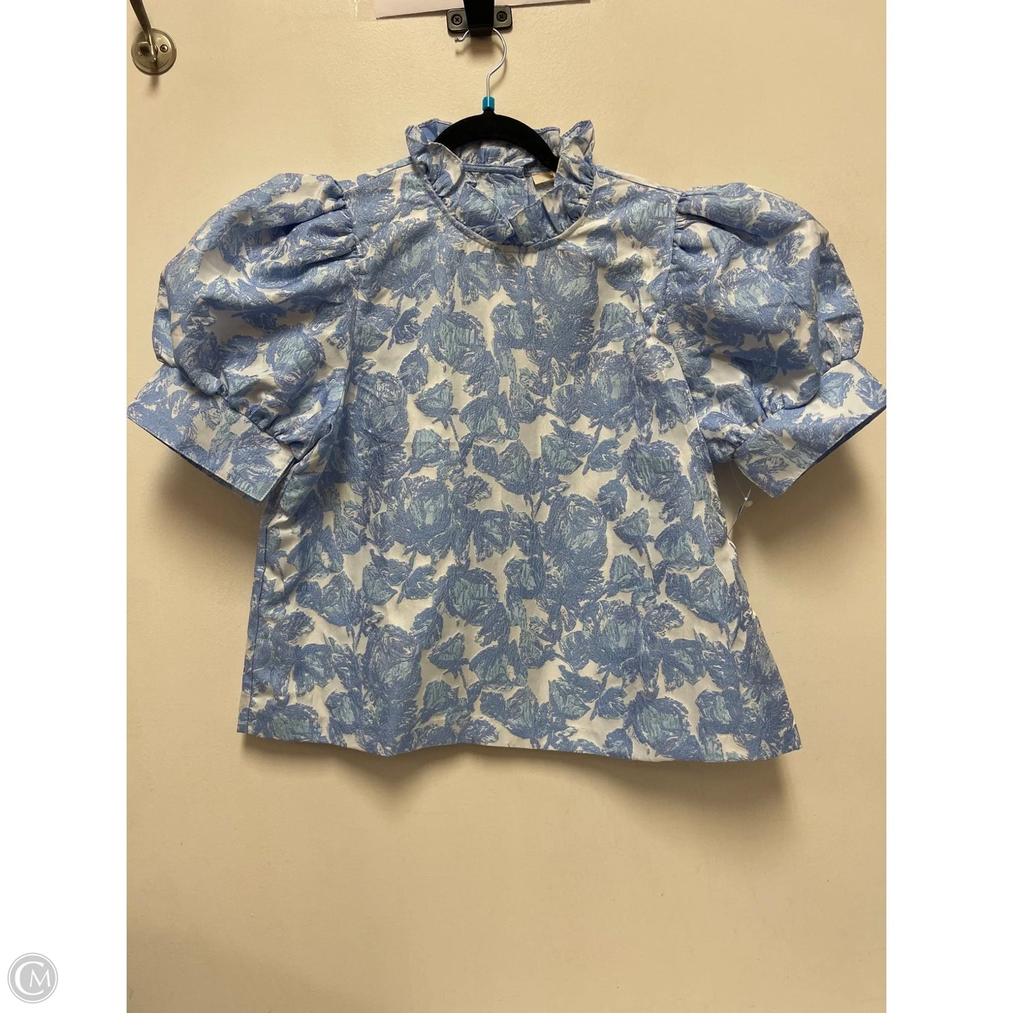 Top Short Sleeve By Entro In Blue, Size: M