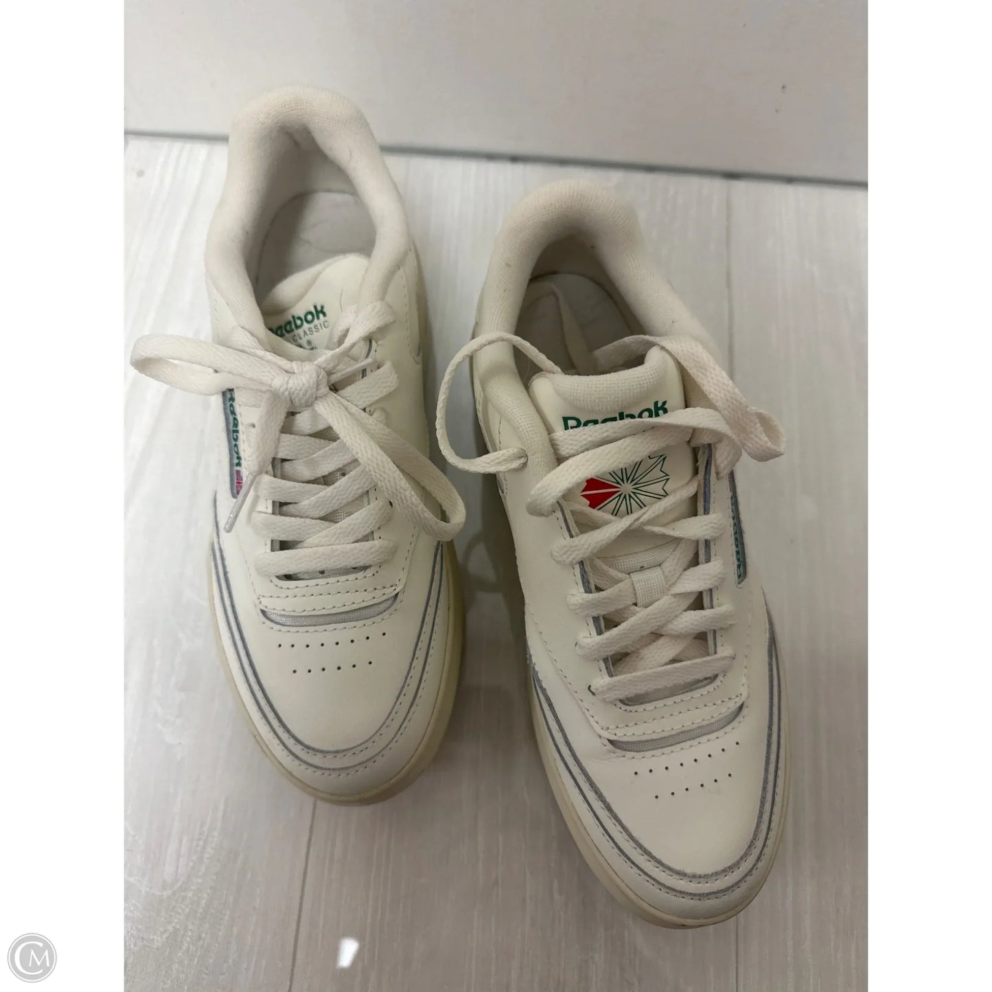 Shoes Sneakers By Reebok In White, Size: 7