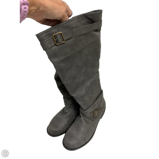 Boots Knee Flats By Clothes Mentor In Grey, Size: 6.5