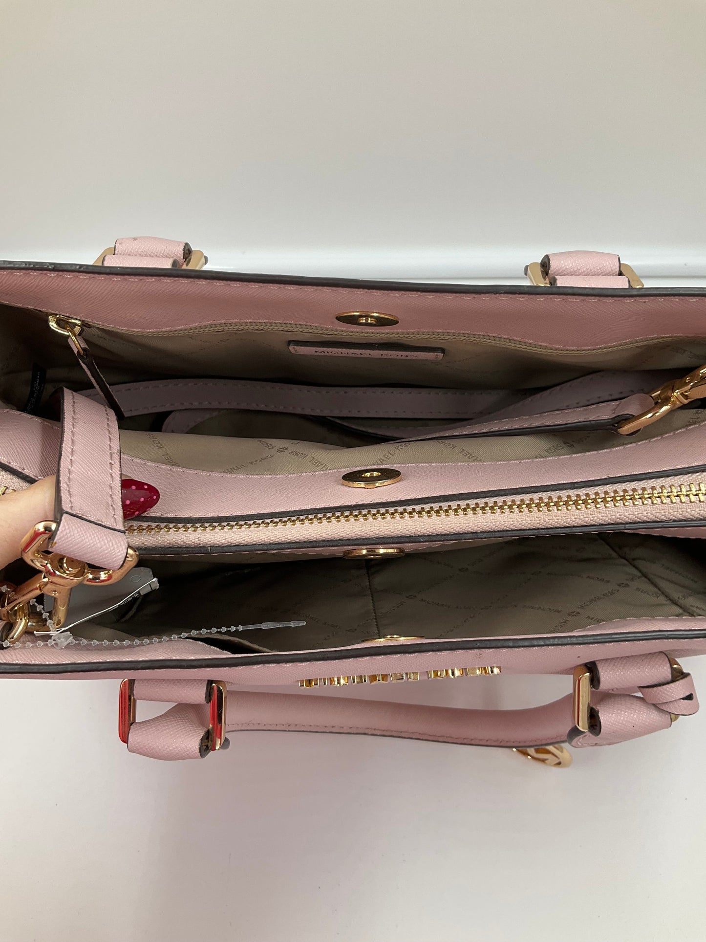 Handbag Designer By Michael Kors In Pink, Size:Medium