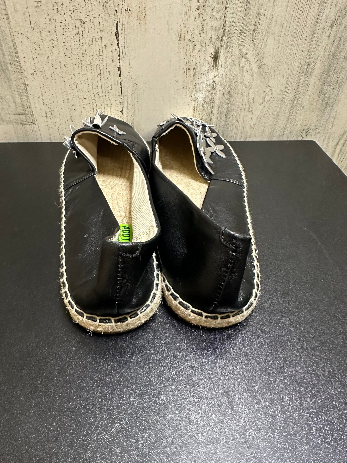 Black Shoes Flats Michael By Michael Kors, Size 8