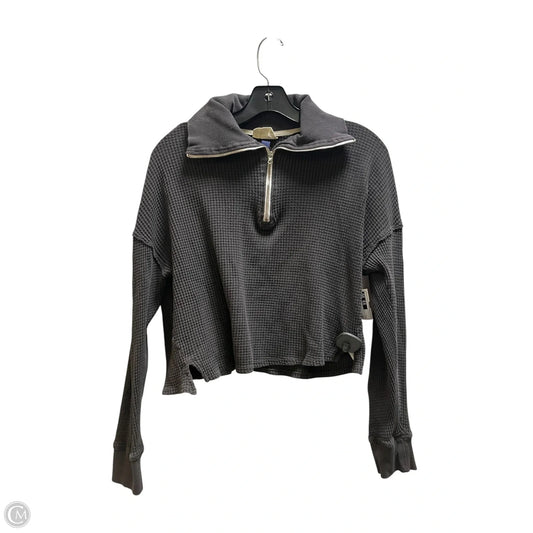 Top Long Sleeve By Universal Thread In Grey, Size: L