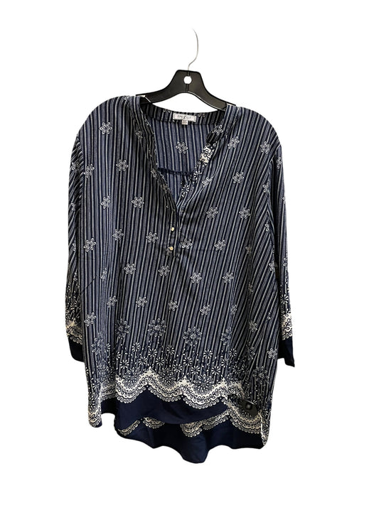 Top Short Sleeve By Clothes Mentor In Navy, Size: 2x