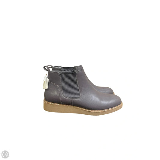 Boots Ankle Flats By Clothes Mentor In Purple, Size: 10