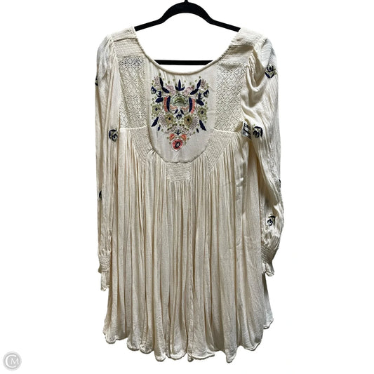 Dress Casual Short By Free People In Cream, Size: S