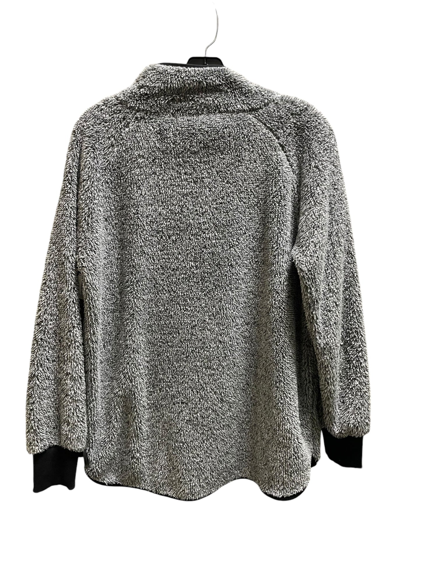 Sweatshirt Collar By Clothes Mentor In Grey, Size: M