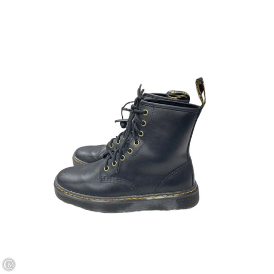 Boots Ankle Flats By Dr Martens In Black, Size: 7