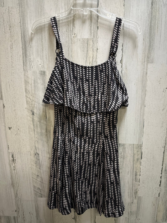 Dress Casual Short By Free People  Size: 4
