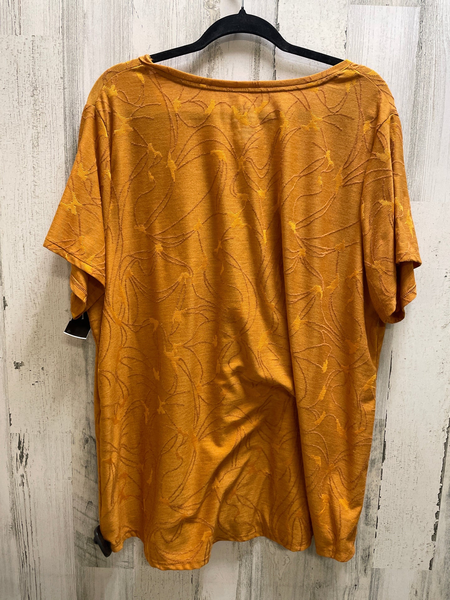 Top Short Sleeve By Clothes Mentor In Orange, Size: 2x