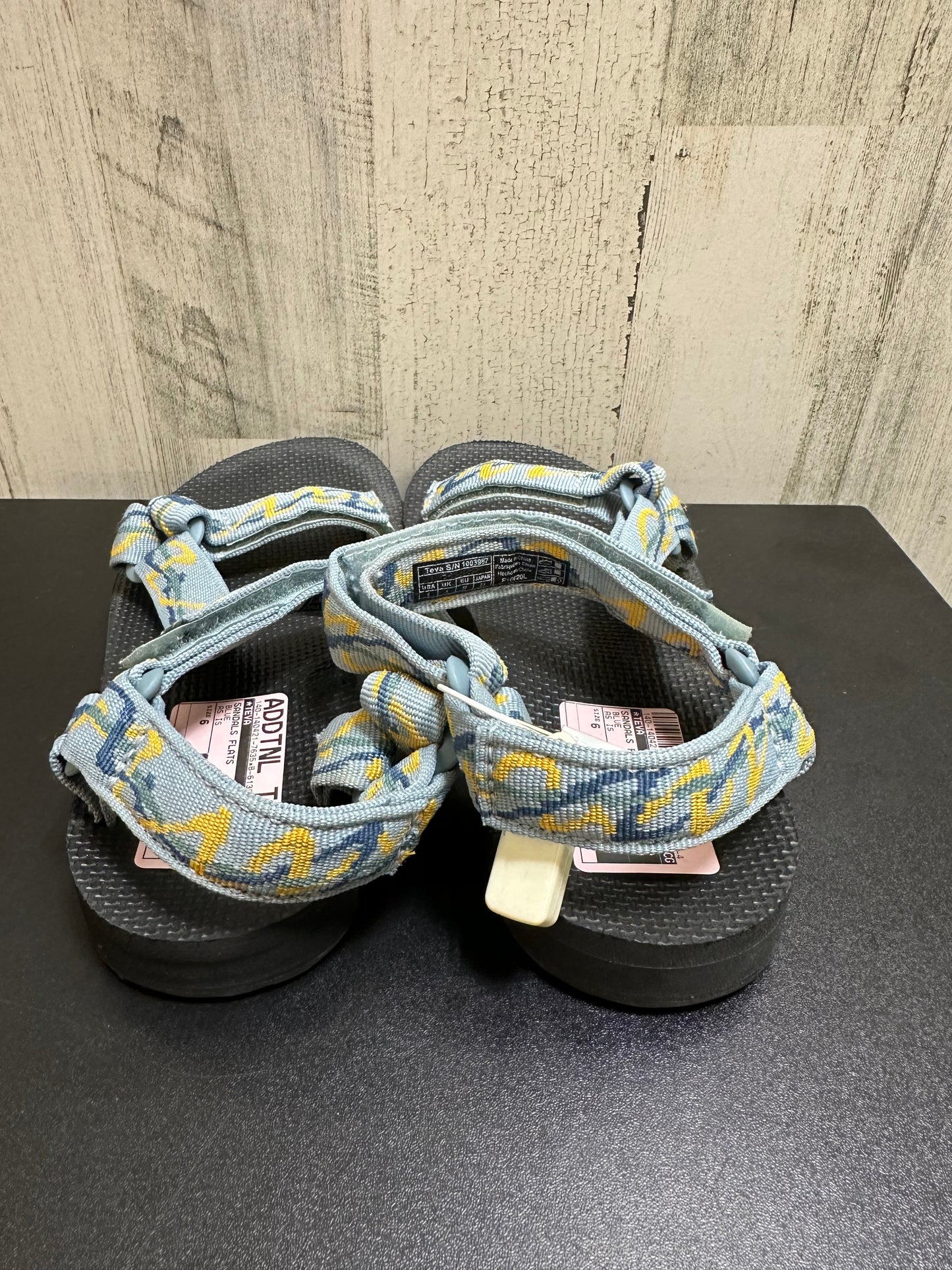 Blue Sandals Flats Teva, Size 6