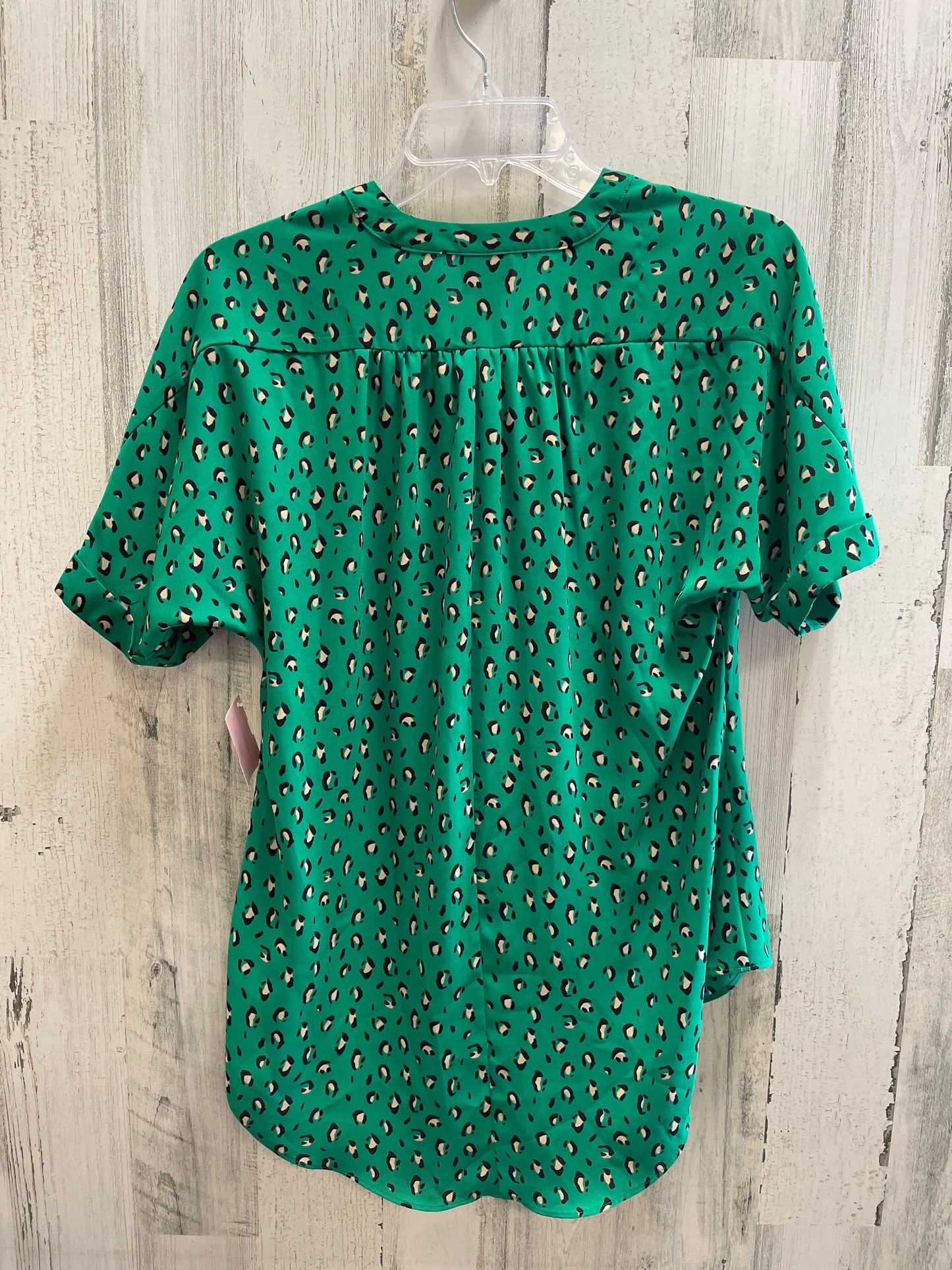 Top Short Sleeve By Worthington In Green, Size: S