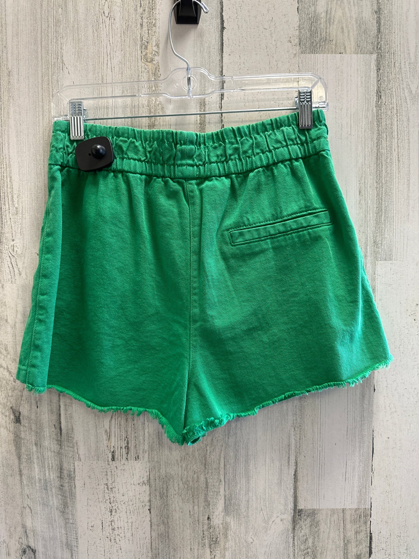 Green Shorts Zara, Size M