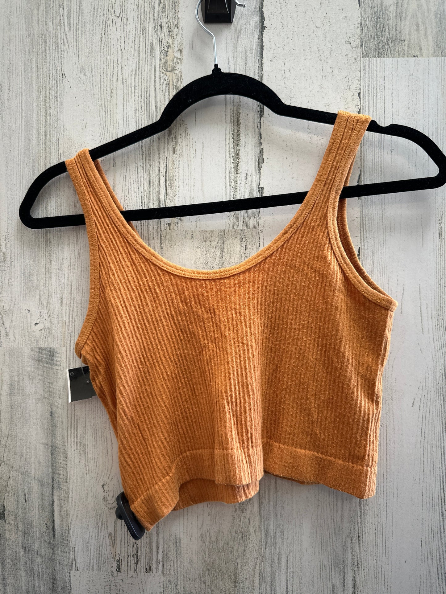 Top Sleeveless Basic By Clothes Mentor  Size: M