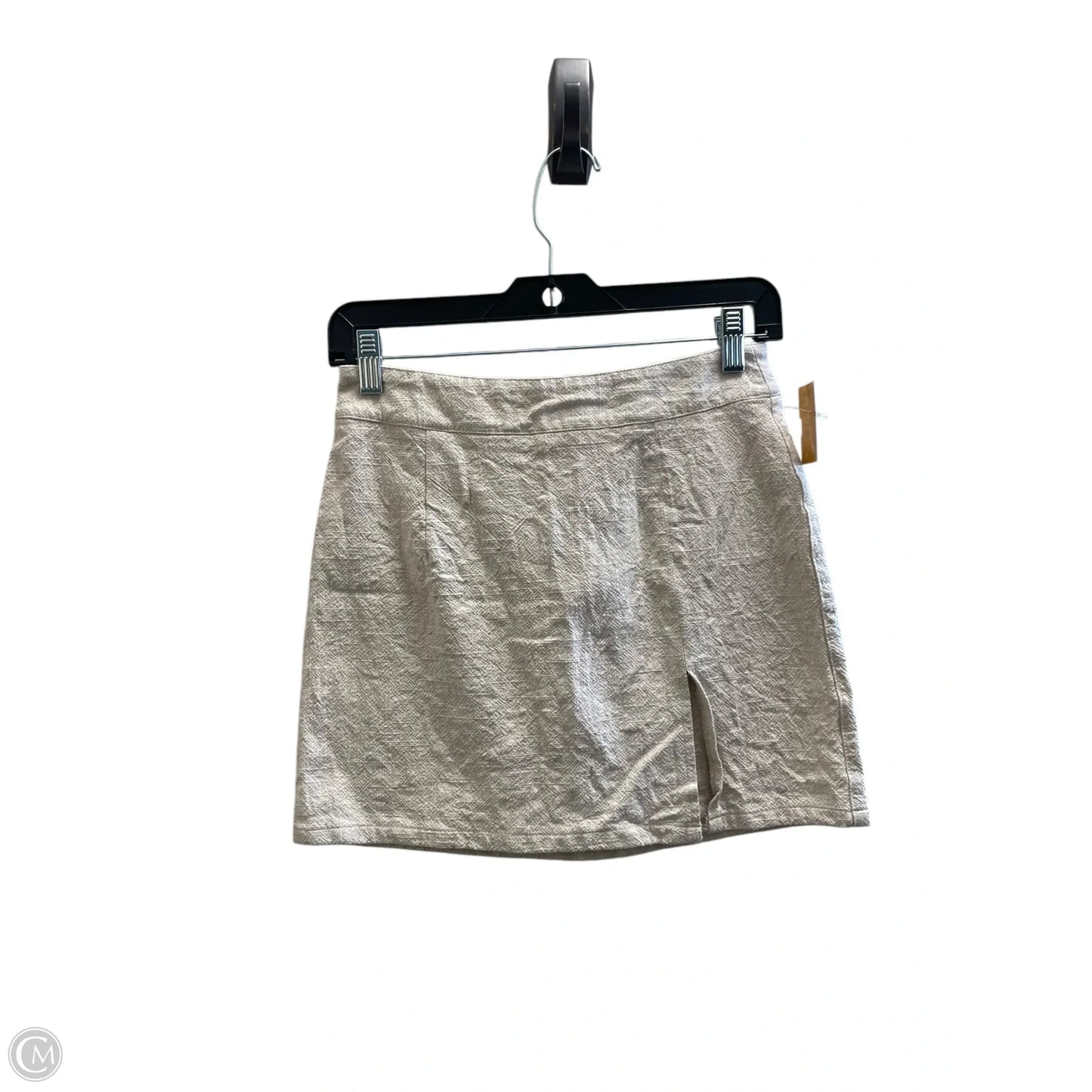 Skirt Mini & Short By Clothes Mentor In Cream, Size: S