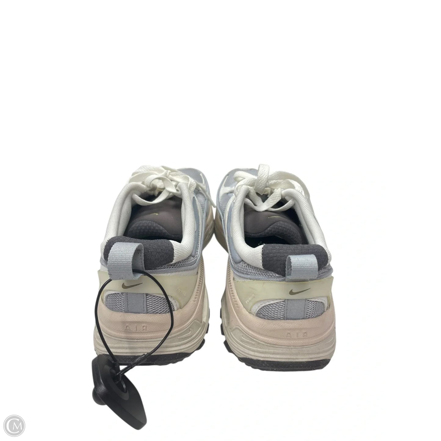 Shoes Sneakers By Nike In Cream, Size: 8