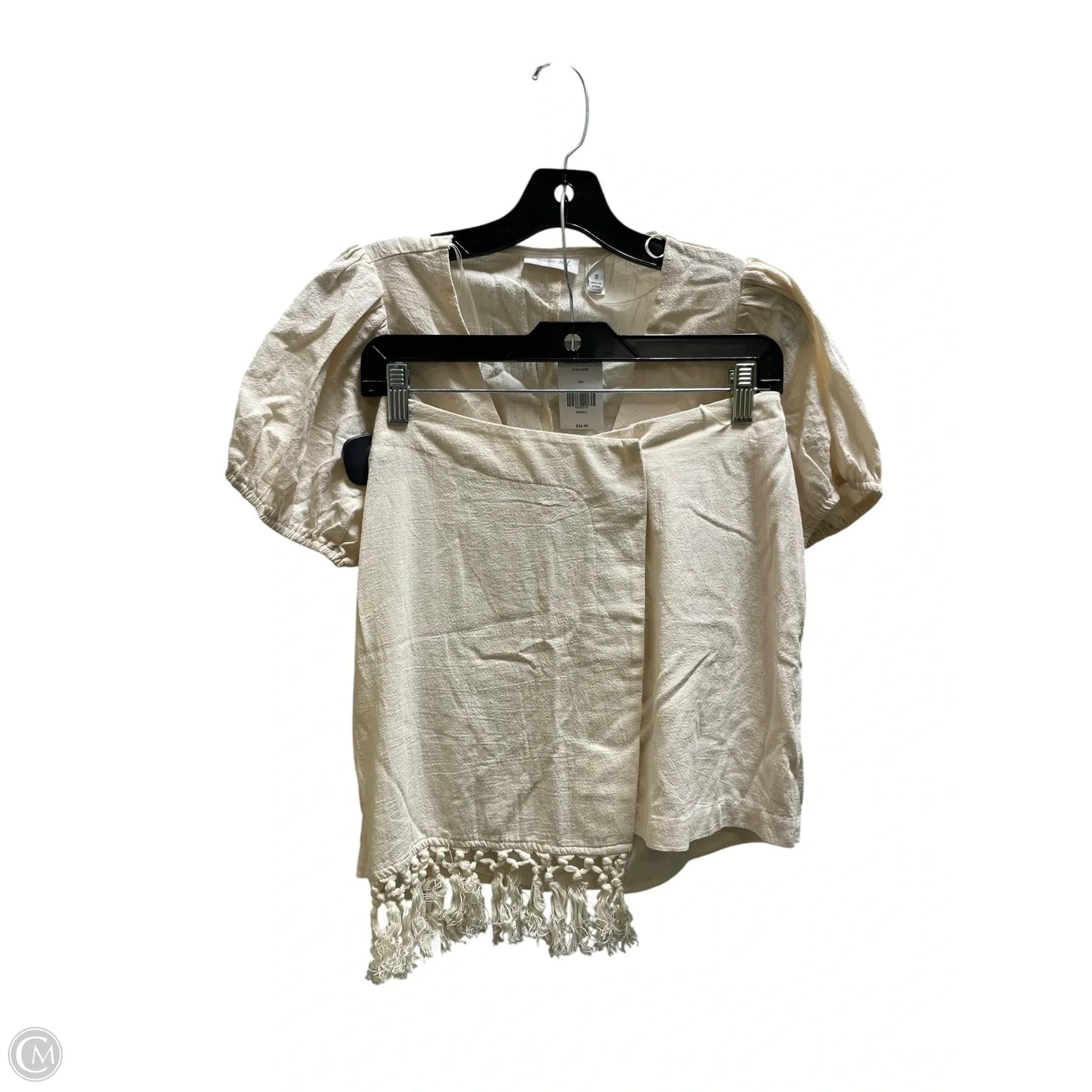 Skirt Set 2pc By Clothes Mentor In Beige, Size: S