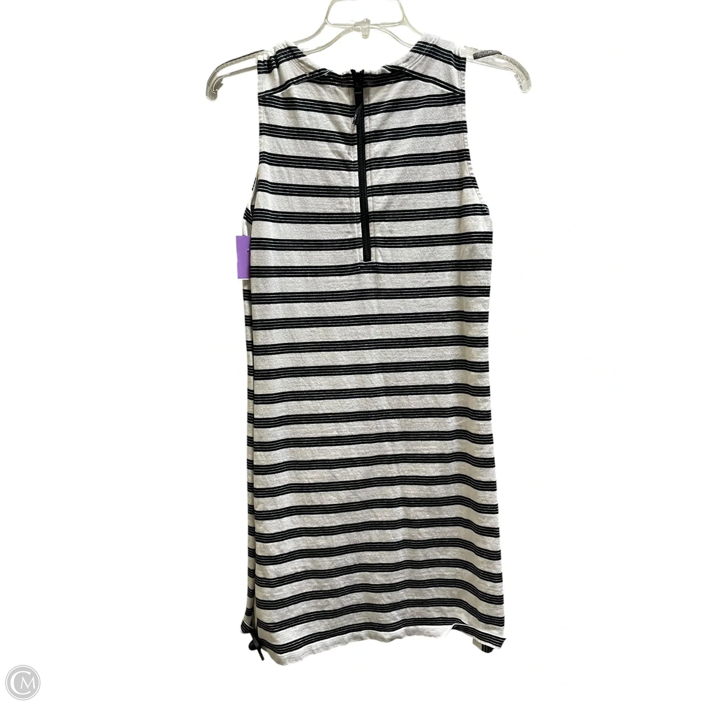 Dress Casual Short By Vineyard Vines In Striped Pattern, Size: S